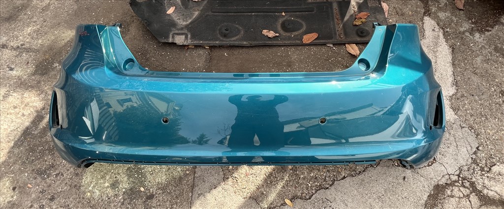 Ford Fiesta Mk7 Hátsó lökhárító 1. kép