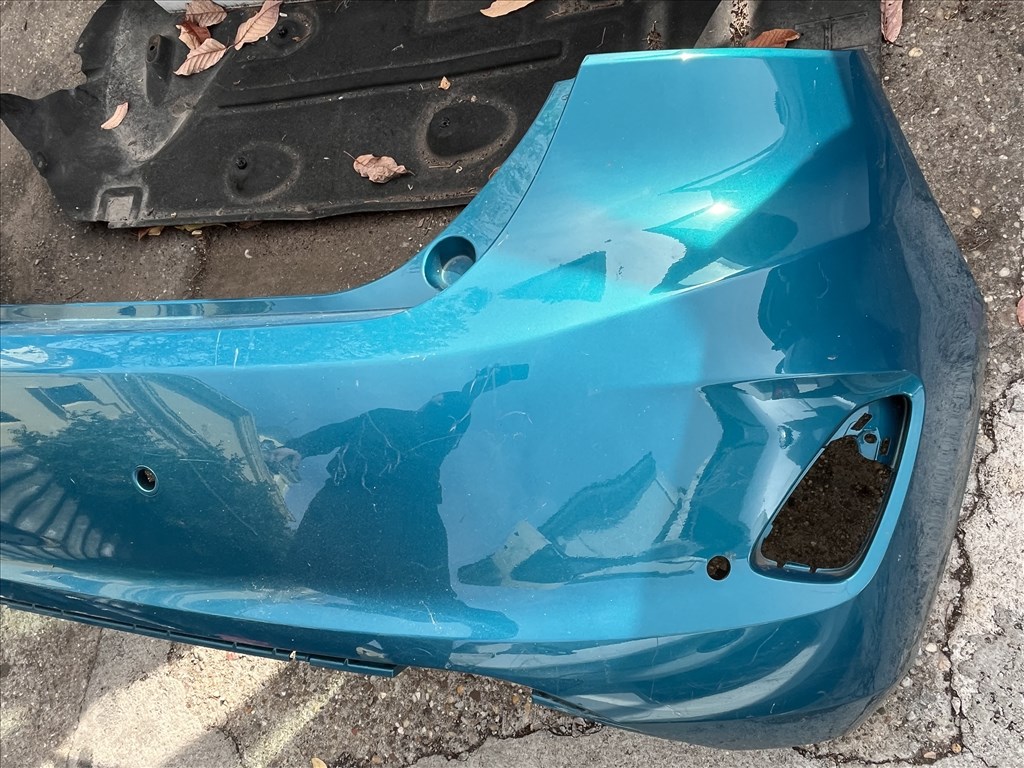 Ford Fiesta Mk7 Hátsó lökhárító 2. kép