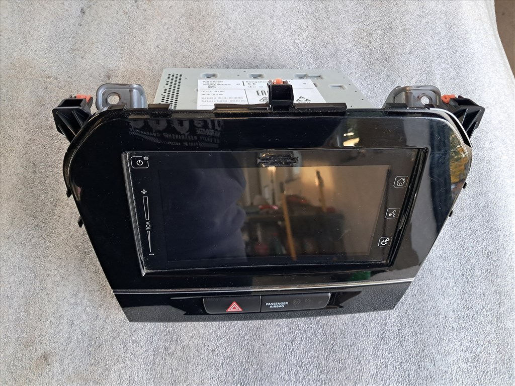 Suzuki Vitara (LY) navigációs fejegység  3992054pa8 5. kép