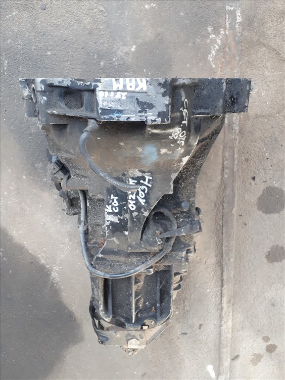 Audi 80 B3  B4   2.0  BENZINES  váltó CGT VÁLTÓKÓD  012301103h 012301211f 7. kép