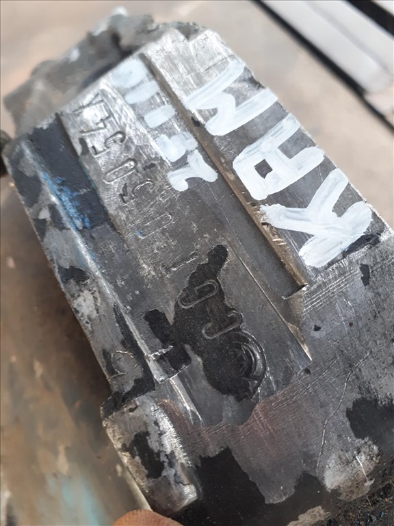 Audi 80 B3  B4   2.0  BENZINES  váltó CGT VÁLTÓKÓD  012301103h 012301211f 8. kép