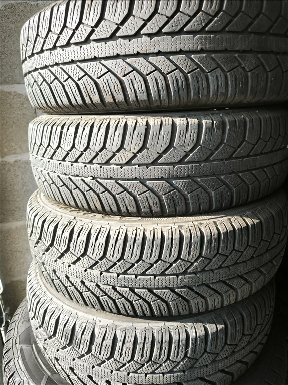  175/7014" használt Semperit téli gumi gumi 1. kép