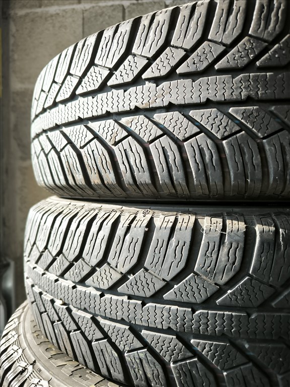  175/7014" használt Semperit téli gumi gumi 2. kép