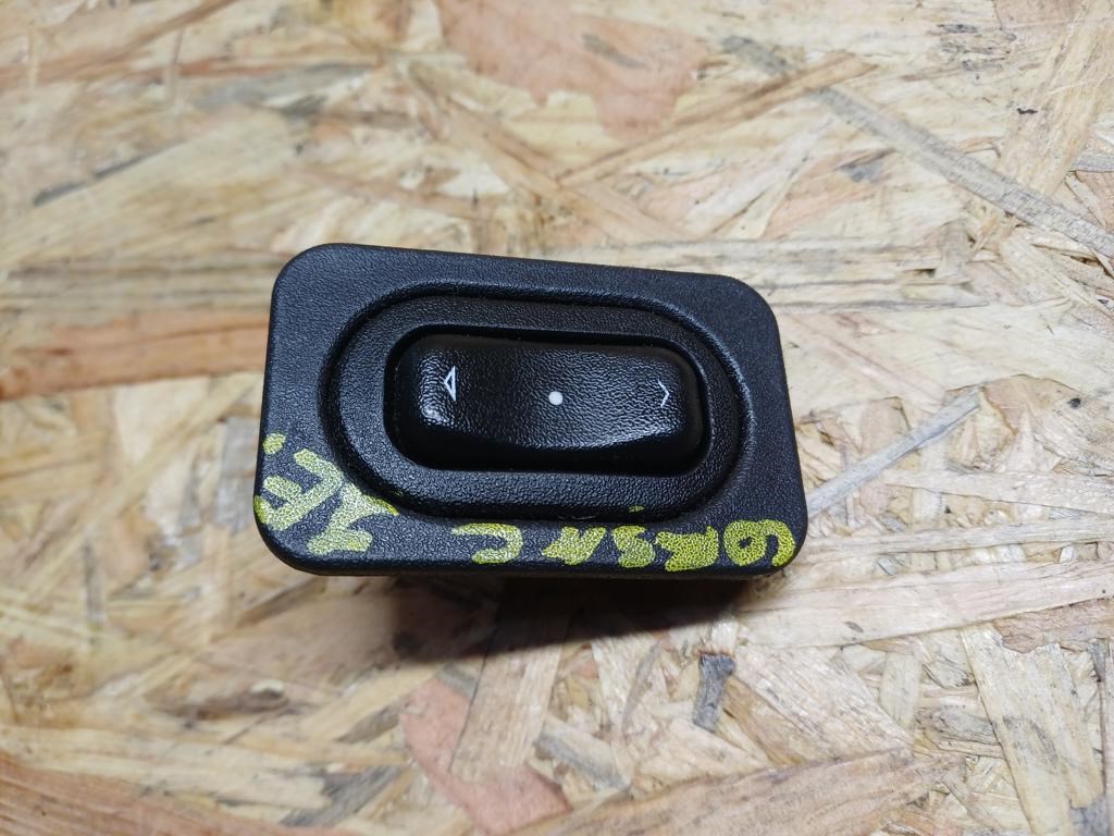 Opel Corsa C (2000-2010) Jobb Első Ajtó Ablakemelő Kapcsoló  1. kép