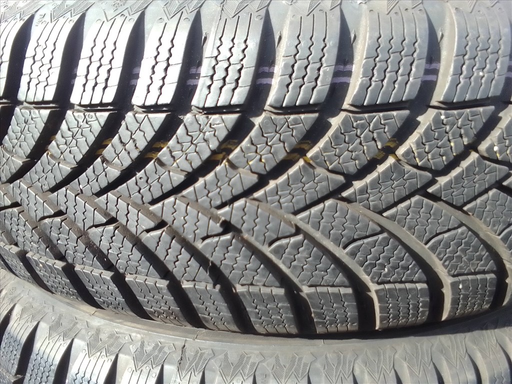  185/65R15 Semperit Speed-grip5 új 2025-ös téli gumi 2 db 1. kép