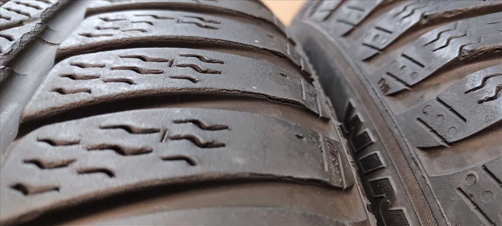 Defekttűrő Pirelli Sottozero3 Winter 245/40 R19 téli gumik 4db 8. kép