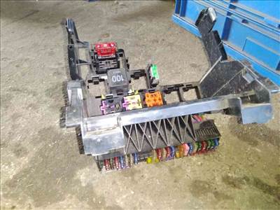 Ford Galaxy II Biztosítéktábla / Relé Tábla