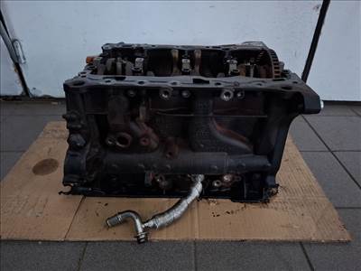 Audi A4 (8K B8) motorblokk fûzött hengerfej nélkül