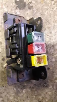 Suzuki Vitara Biztosítéktábla / Relé Tábla