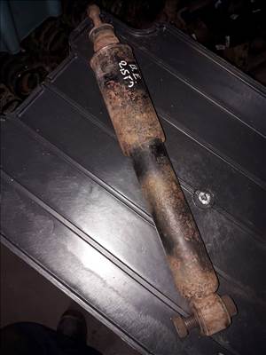 Opel Campo Első Lengéscsillapító