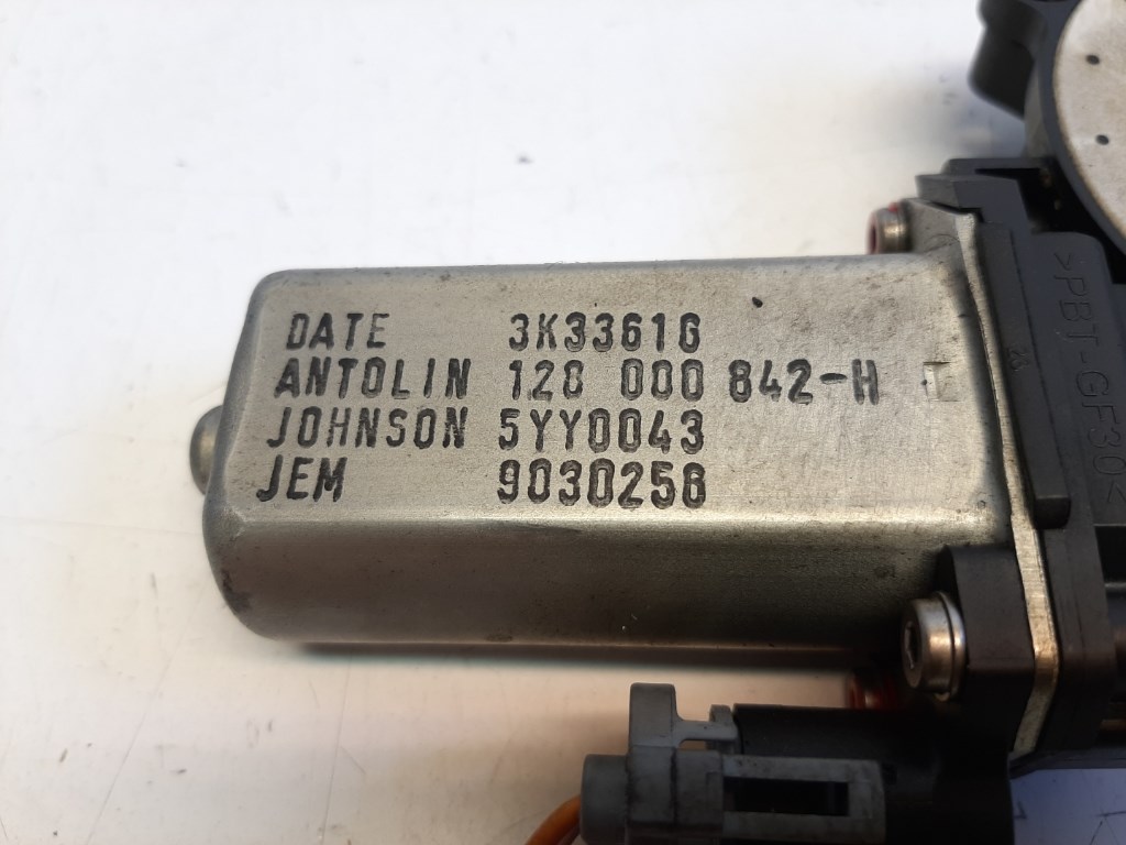 Dacia Sandero (BS) jobb elsõ ablakemelõ motor 3. kép