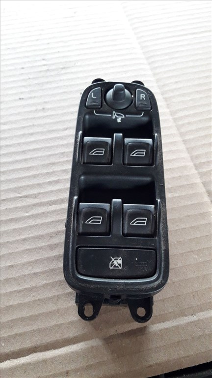 Volvo S40 04-12 Bal Elsõ Ablakemelõ Kapcsoló 30 773 211 1. kép