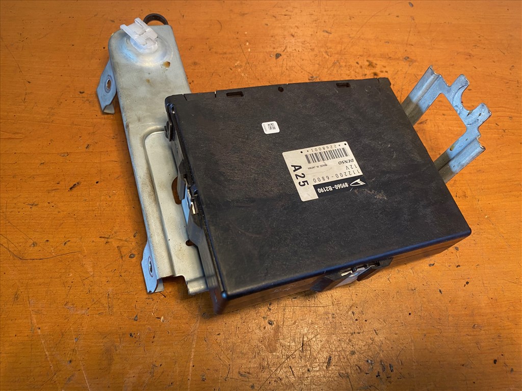 Daihatsu Cuore 1.0 12V ECU  2. kép