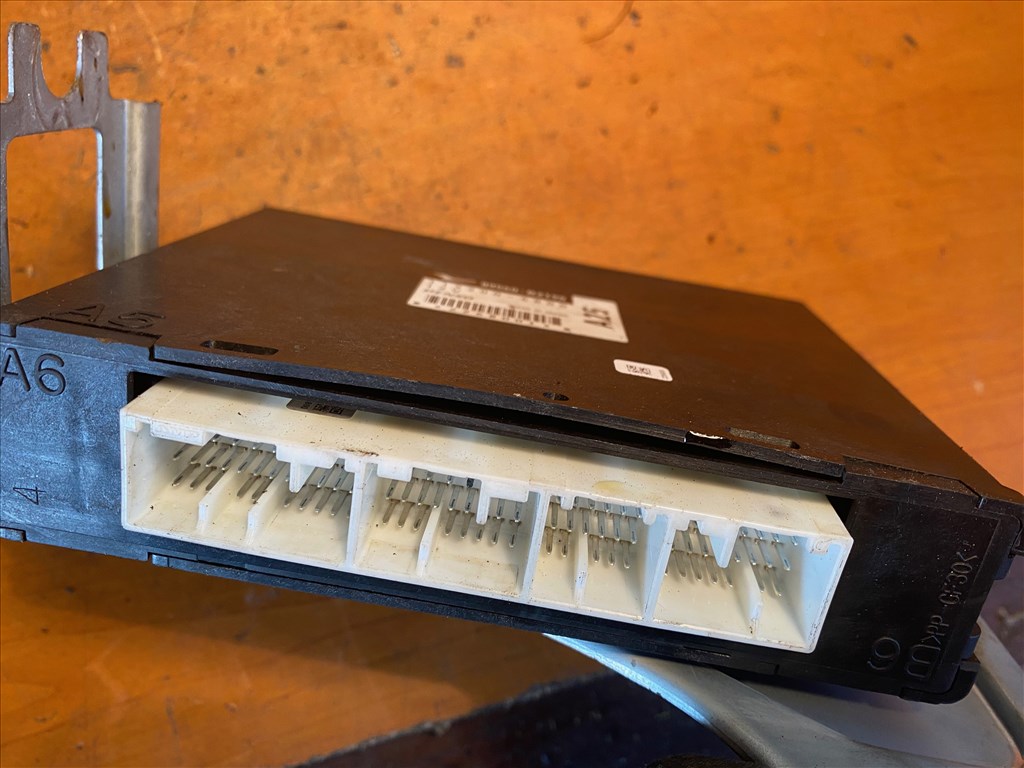 Daihatsu Cuore 1.0 12V ECU  3. kép