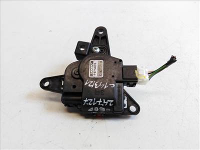 Kia Ceed (CD) fûtés állító motor EA1F0EDFAD02