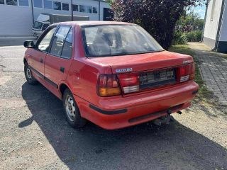 SUZUKI SWIFT II lépcsőshátú (AH, AJ) Csomagtérajtó (Üres lemez) 2. kép