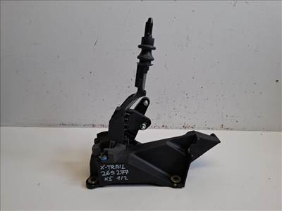 Nissan X-trail (T31) váltókulissza