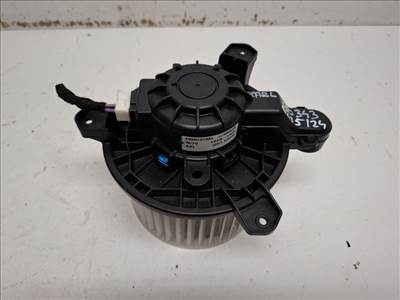Opel Karl  fûtőmotor klímás 40510741