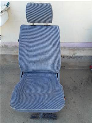 Volkswagen Transporter T4 91-03 Jobb Hátsó Ülés