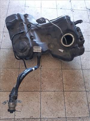 Audi A4 B8 Üzemanyag Tank