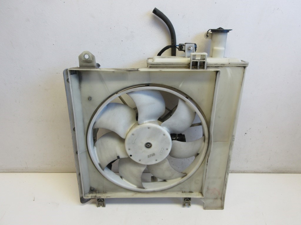 Toyota Aygo (AB10) hûtõventillátor (hûtõ ventillátor) 163600Q020 2. kép