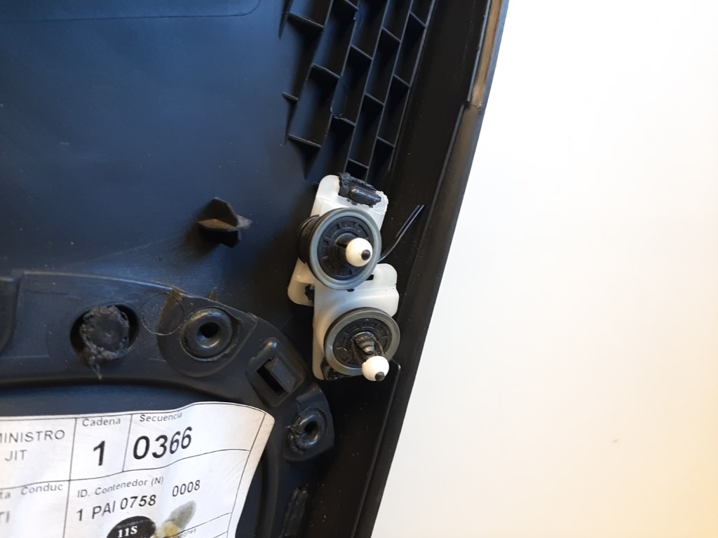 Volkswagen Polo (6R) bal hátsó ajtókárpit 4. kép