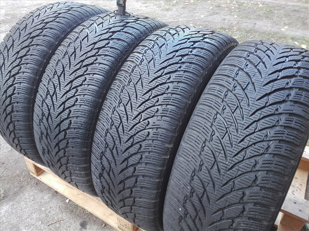 215/55R18 Nokian téli gumi garnitúra 215/55 r18 2. kép