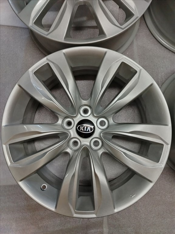  Kia Optima/ Sportage/ Ceed/ Niro/ Soul 18"  (gyári felni) alufelni 3. kép