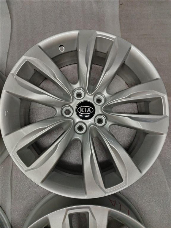  Kia Optima/ Sportage/ Ceed/ Niro/ Soul 18"  (gyári felni) alufelni 5. kép