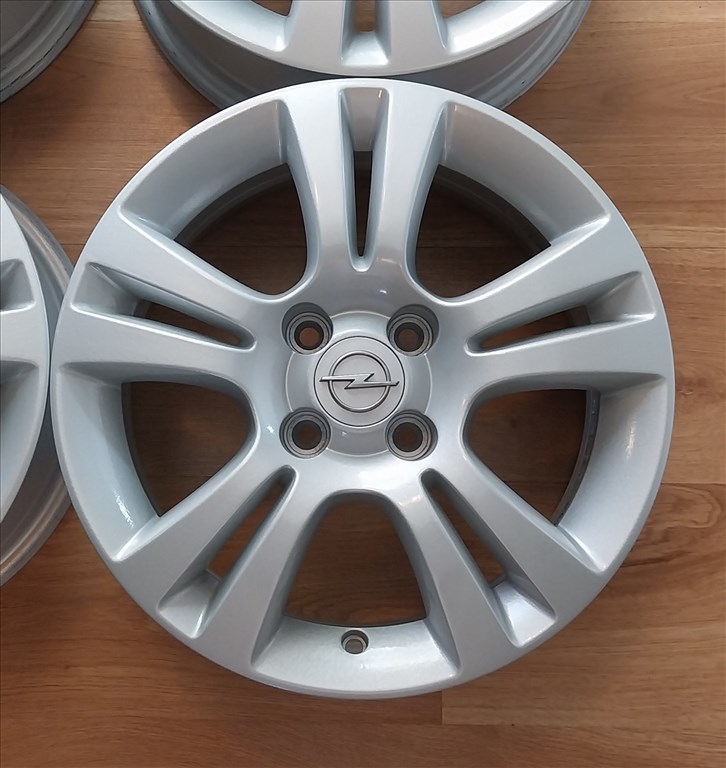 4x100 15" Opel gyári alufelni garnitúra /Grande Punto/ 4. kép