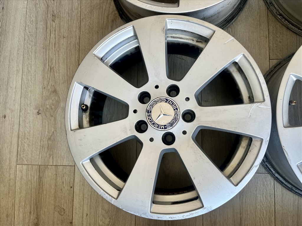 Mercedes-Benz 16-os gyári alufelni garnitúra 2. kép