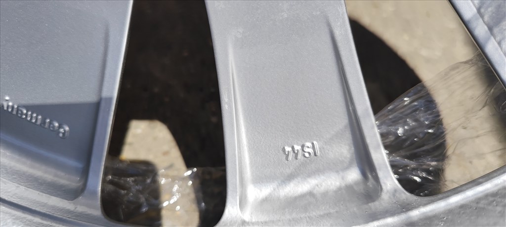 5x115 Opel gyári 17" alufelni garnitúra, ET44, 7J. FRISSEN SZINTEREZETT EZÜST 7. kép