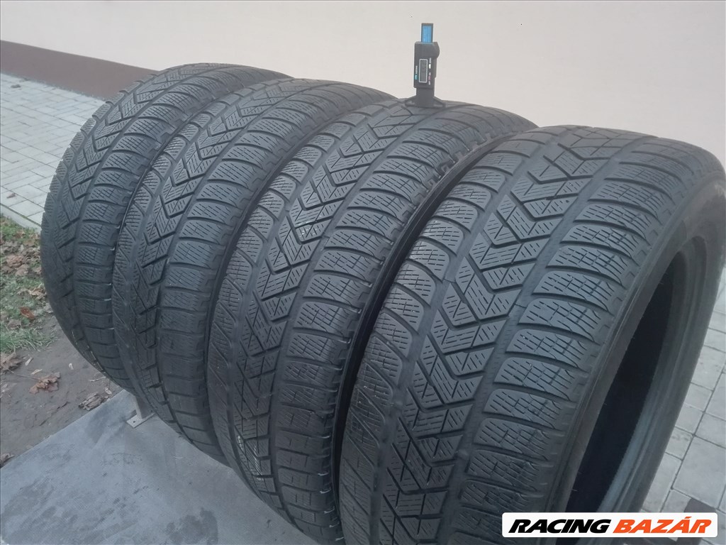 235/60R18 Pirelli téli gumi garnitúra 235/60 r18 1. kép