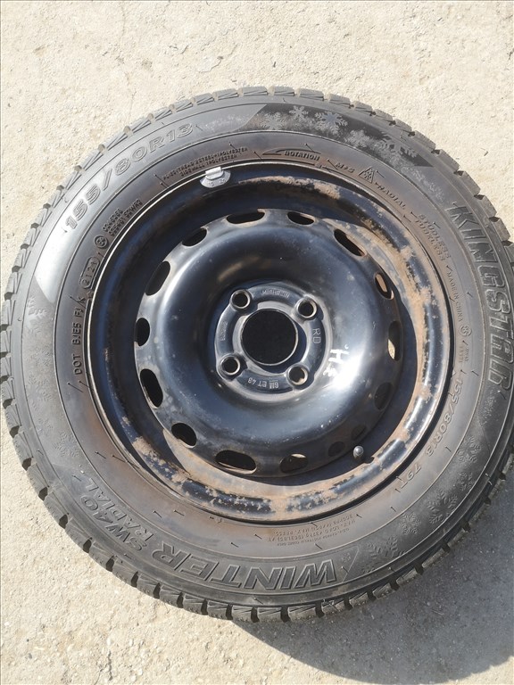  OPEL Corsa alól 4x100 lyukosztású 13" gyári lemezfelni, rajta 155/80 téli gumi eladó 1. kép