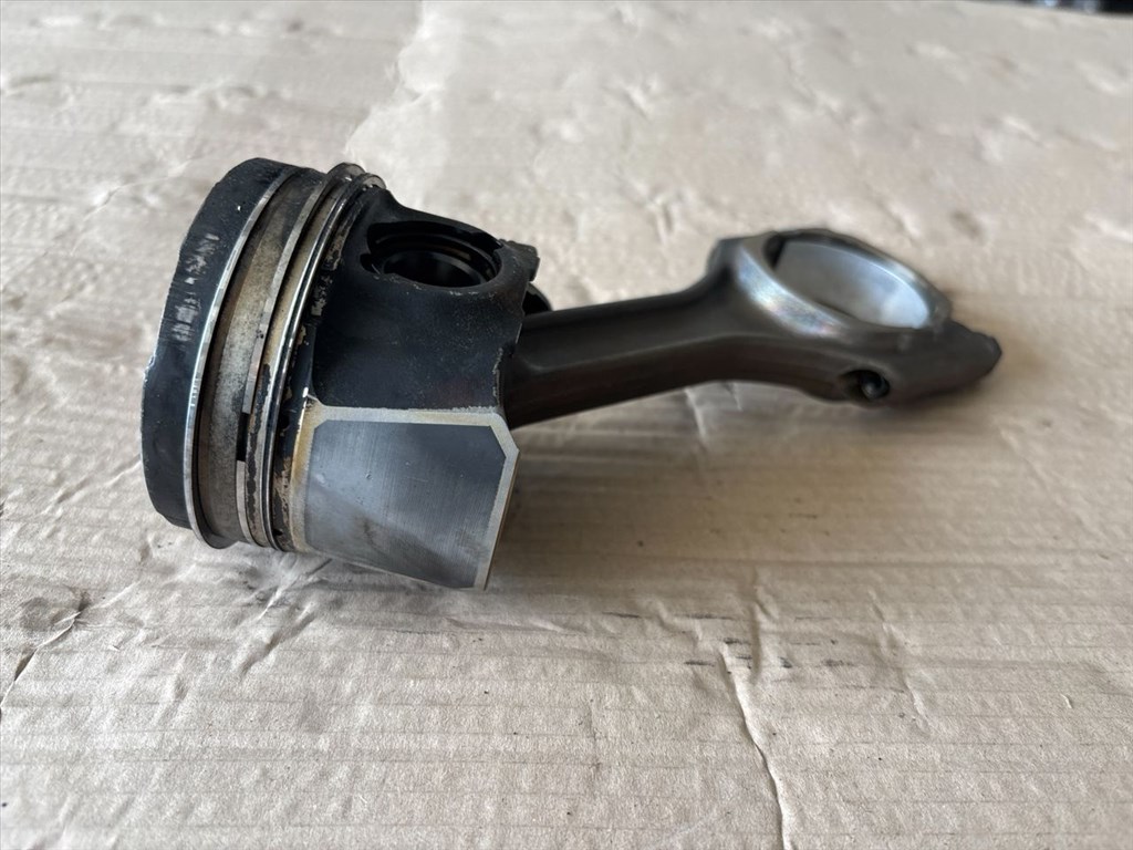 Opel Astra K 1.6 CDTI Dugattyú és Hajtókar LWQ 9409 ,  0687776302-b16dt 2. kép