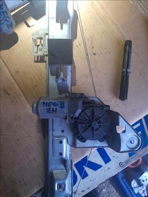 Renault megane 2 jobb hátsó ablakemelő 