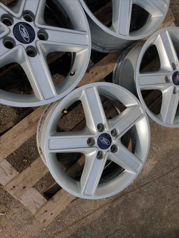 16" 5x108 Ford Focus 3. kép