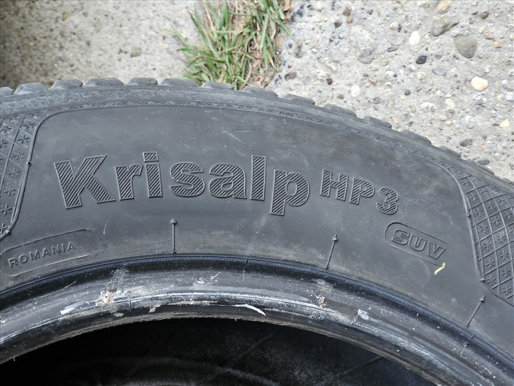  215/6516" Kleber Krisalp HP3 SUV 2db és Dunlop SP Wintersport 4D 2db 4. kép