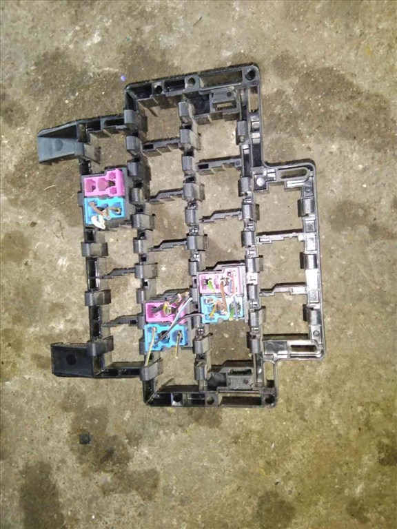 Ford Galaxy II Biztosítéktábla / Relé Tábla 2. kép