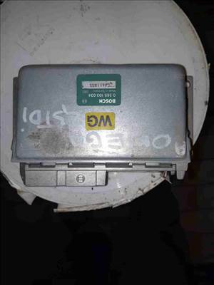 Opel Omega A Motorvezérlő / ECU 0256103034