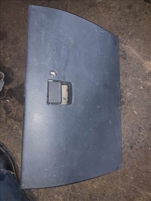 Opel Frontera B Kesztyûtartó