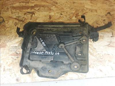 Fiat Grande Punto Akkumulátor Tartó