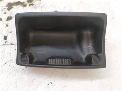 VW POLO CLASSIC (6KV2/ 6V5/ 9J2/ 9J4) 75 1.6 Első Hamutartó #42416# 6X0864575A