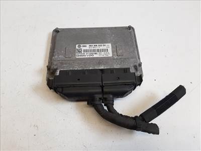 Audi A3 (8P) motorvezérlő 06A906033EH 5WP40435