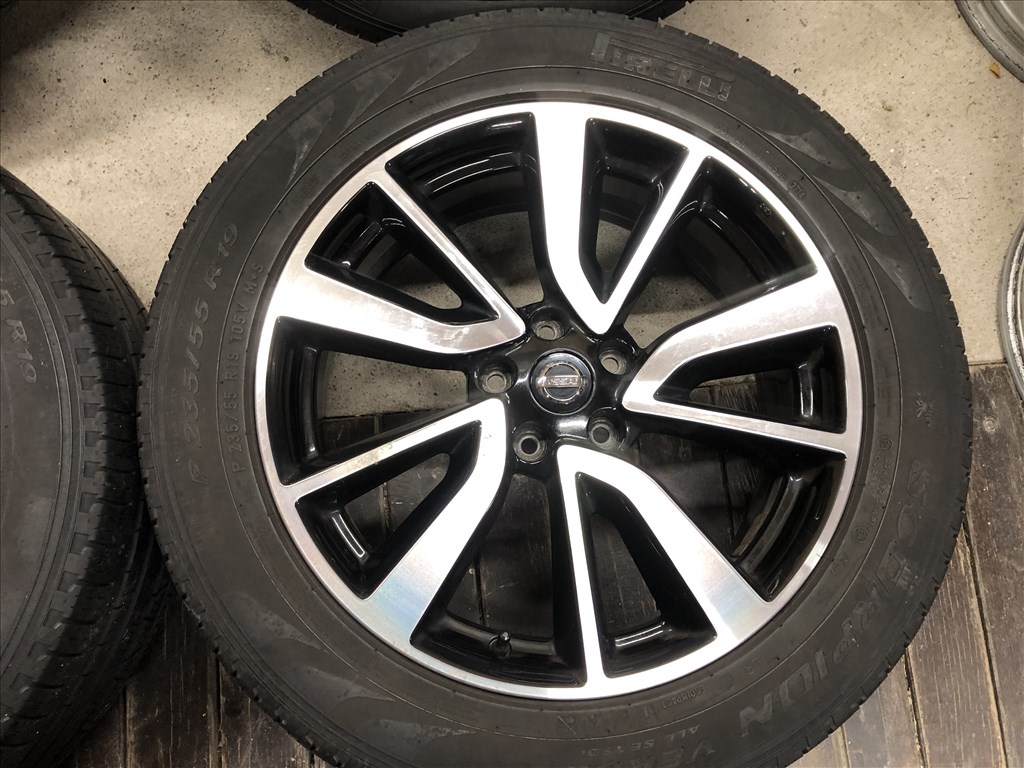 19 colos gyári Nissan alufelni 19 col 5x114,3 10. kép