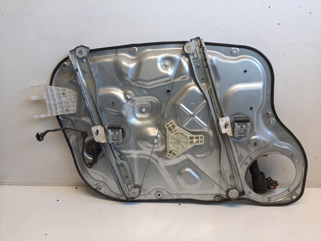 Kia Ceed (ED) jobb elsõ Ablakemelõ szerkezet elektromos 1. kép