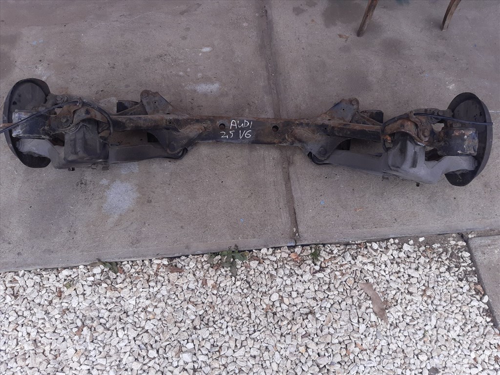 Audi A4 B6 Hátsó Híd Tárcsafékes 8E0 505 311 1. kép