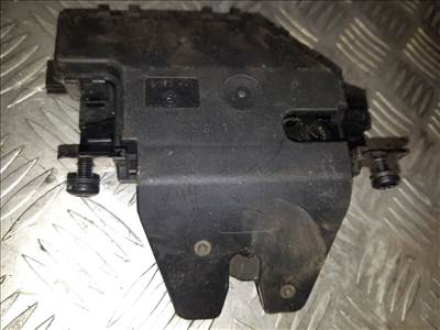 BMW 320D E46 Csomagtérajtó Zár 8 196 401