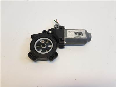 Nissan Qashqai (J10) bal hátsó ablakemelő motor