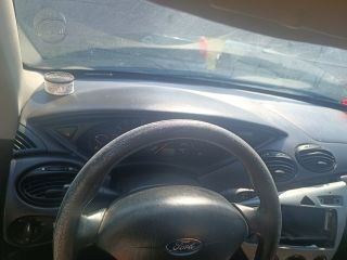 FORD FOCUS (DAW, DBW) Műszerfal Héj 2. kép
